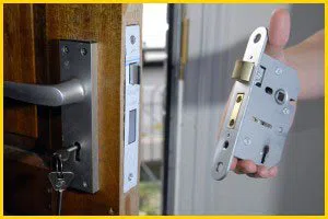 Metro Locksmith Services Minneapolis, MN 612-568-1039 - 13-lock-replace